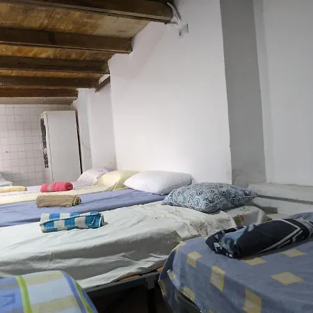 Hostel Sweet Dreams